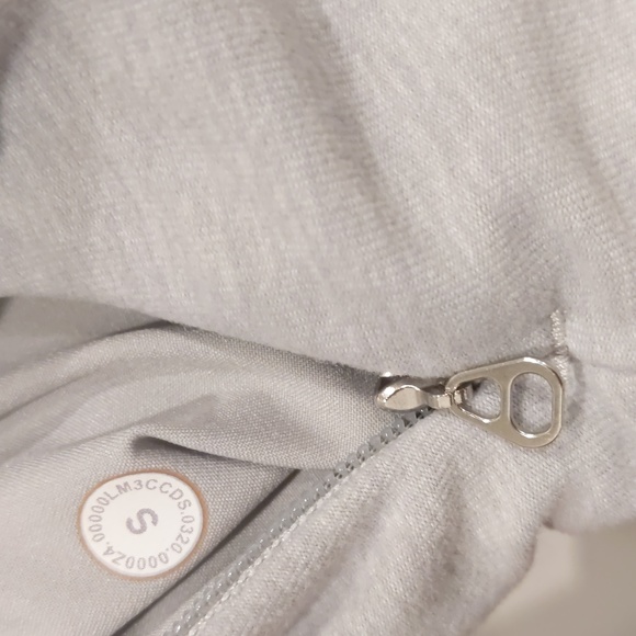 Lululemon | men's surge half zip long sleeve gray - Picture 5 of 7